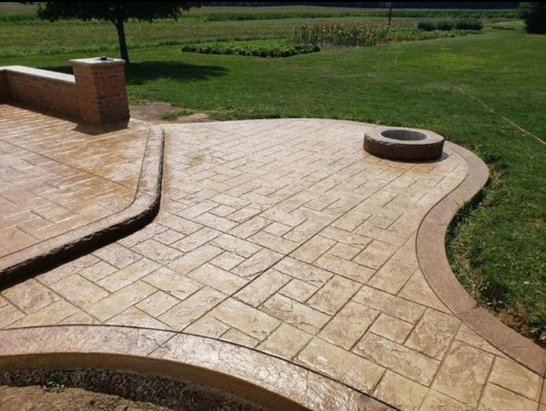 Tan Brick Overlay Patio--Plantation